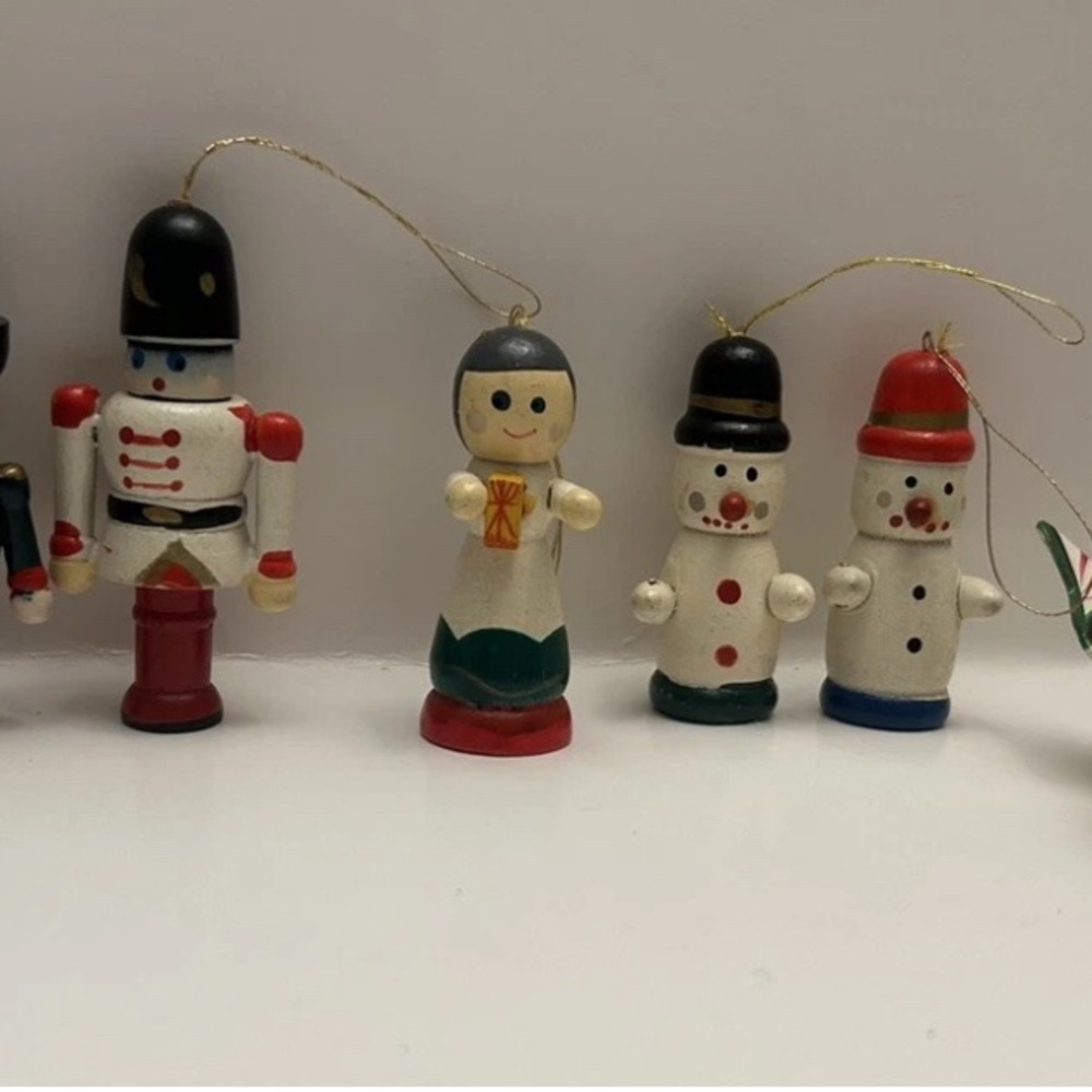 Vintage Wooden Christmas Ornaments Lot of 8 Hand Painted, Bird, Soldier, Snowmen - Picture 2 of 5